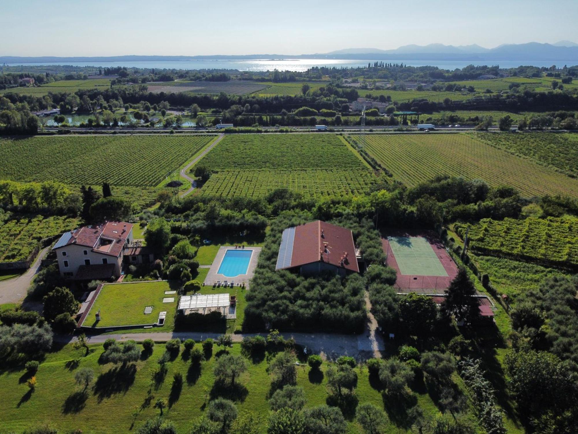 Casa Ghirlanda Con Piscina E Campo Da Tennis Lazise Extérieur photo