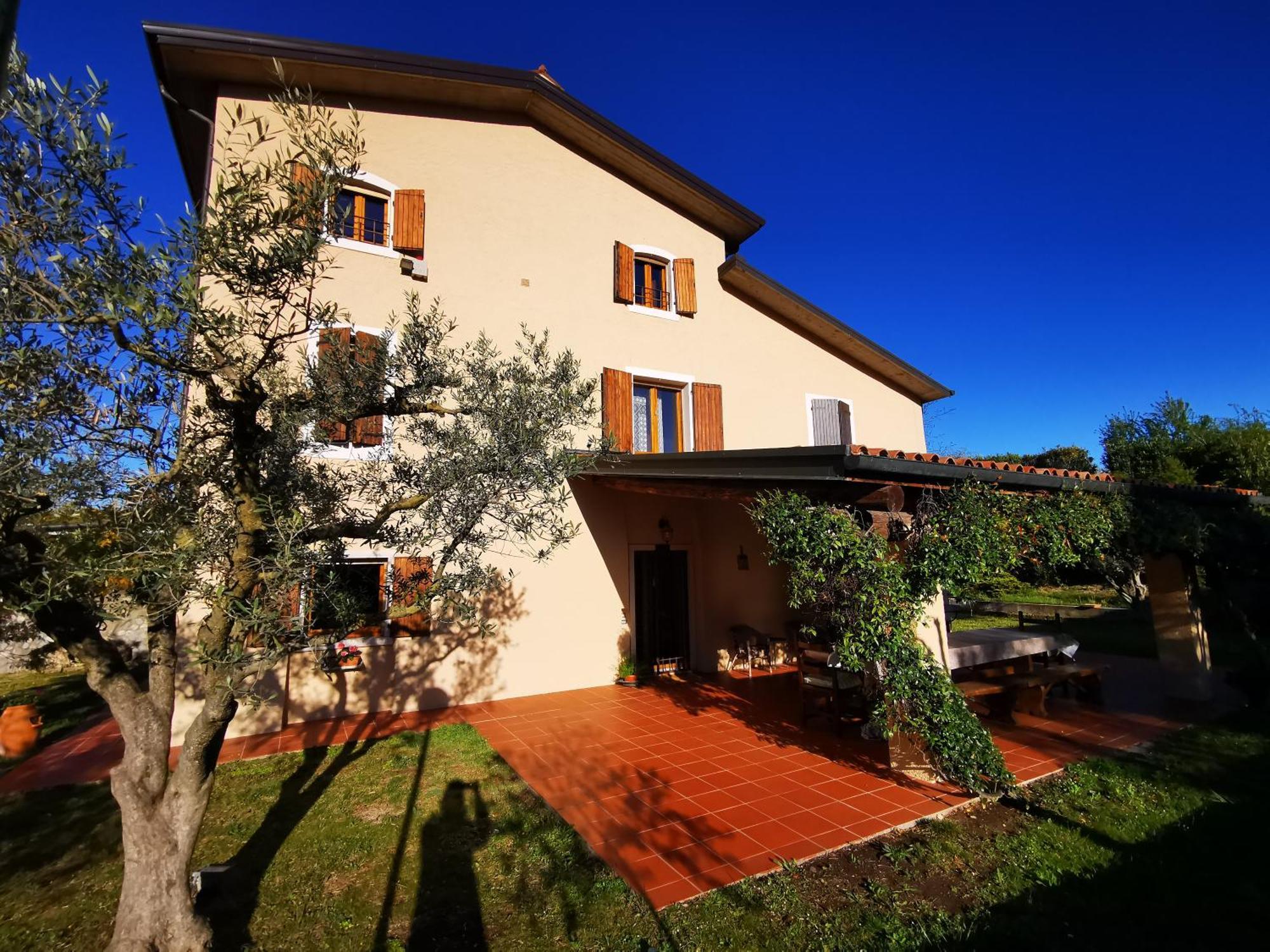 Casa Ghirlanda Con Piscina E Campo Da Tennis Lazise Extérieur photo